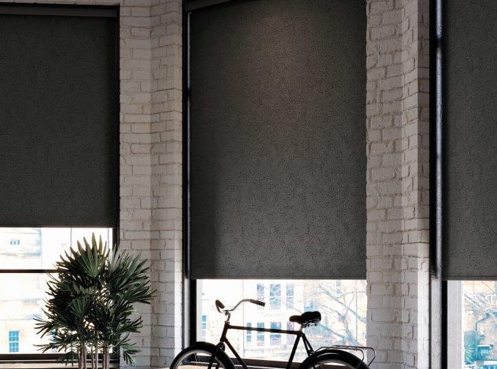 Motorized roller blinds