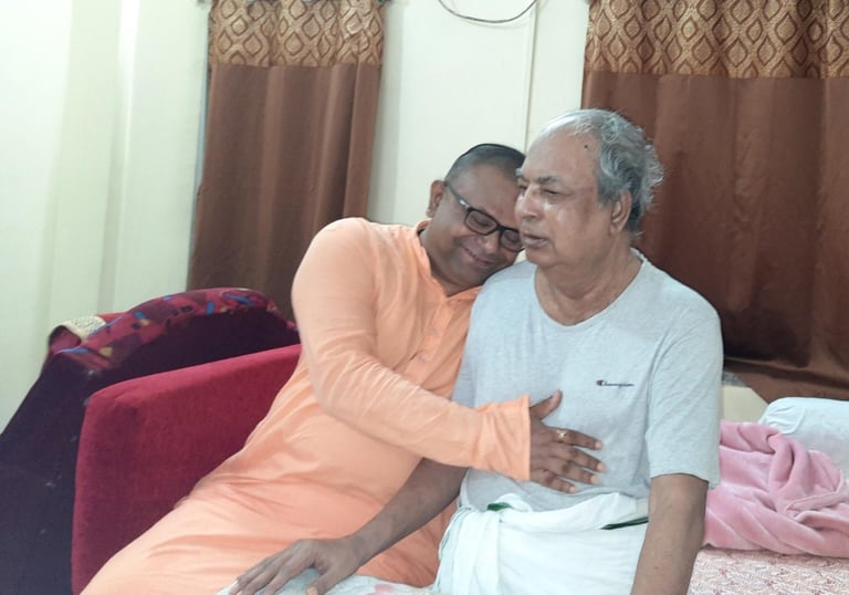 Swami Probuddhananda met Sri Bhagavan