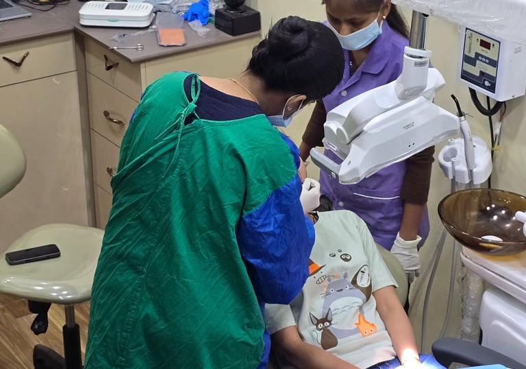 Dental Implants in Wakad by Prosthodontist