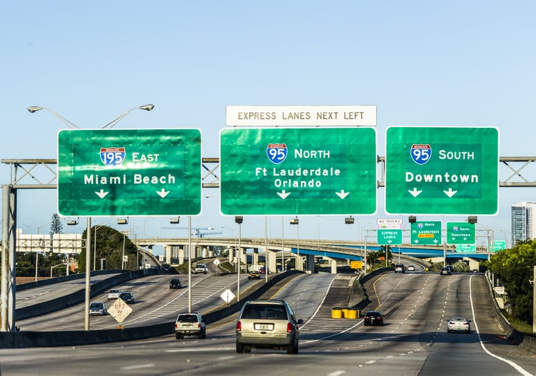 florida I-95 green above road signs
