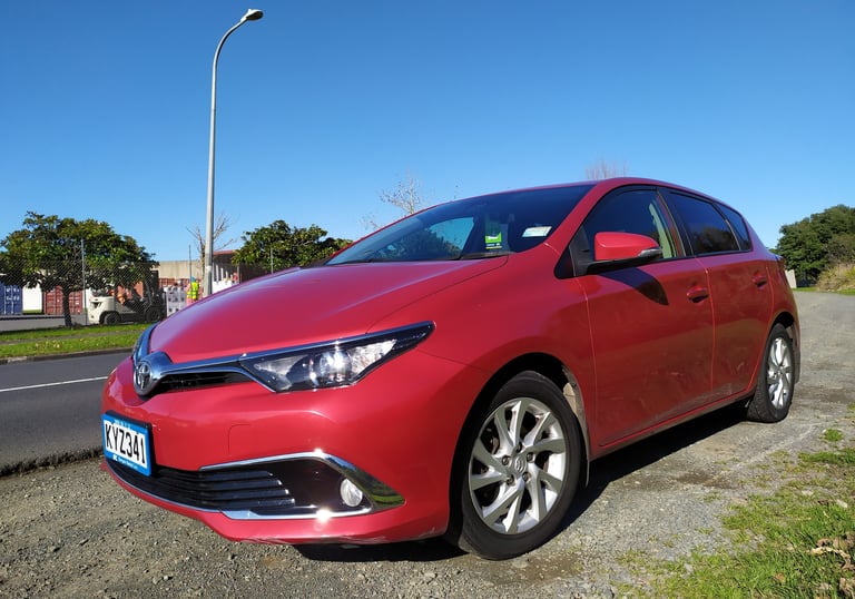 hire car auckland airport