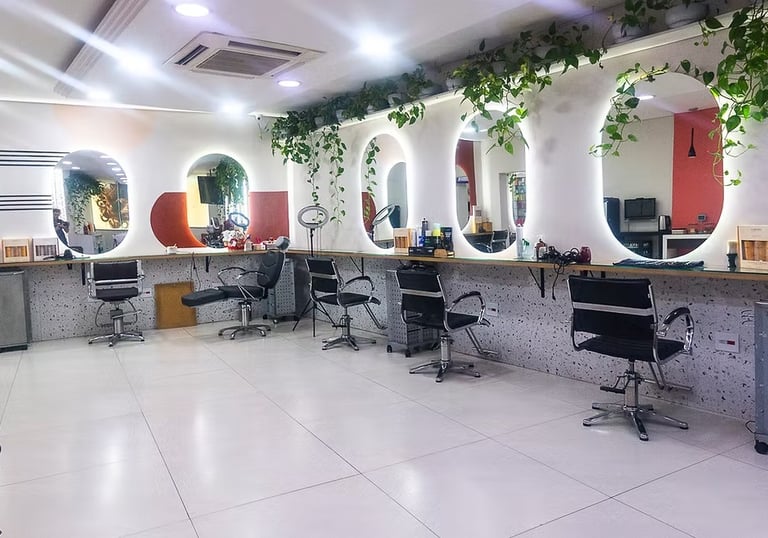 Interior do Brisa Cabeleireiros na Casa Verde