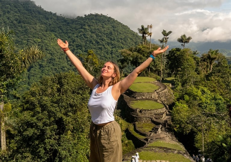 Ciudad perdida con guías indígenas