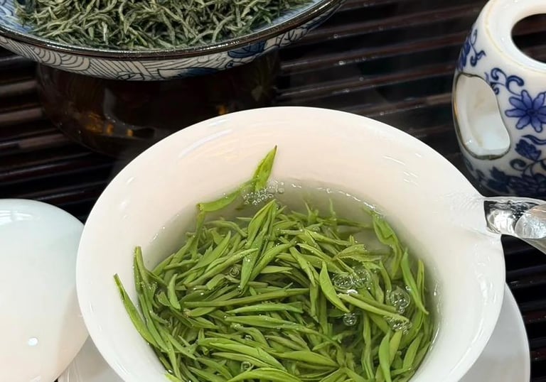 Xinyang Maojian green tea leaves