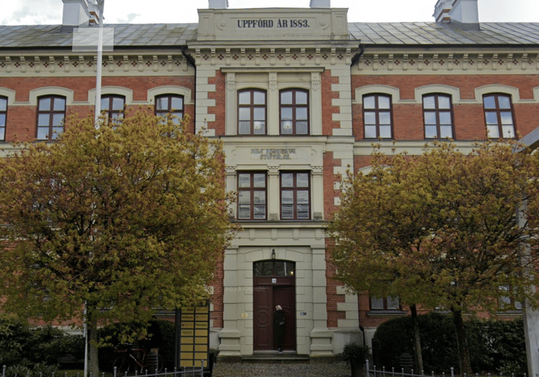 Fasaden på Föreningsgatan 26, där terapimottagningen ligger.