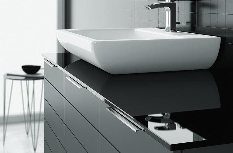 pavkann custom bathroom vanity in luxury residential project