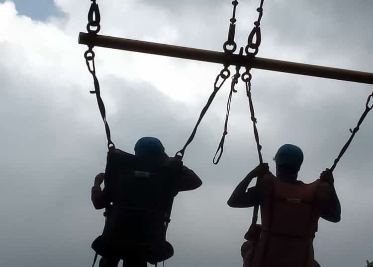 Giant Swing Manufacture & Equipment  