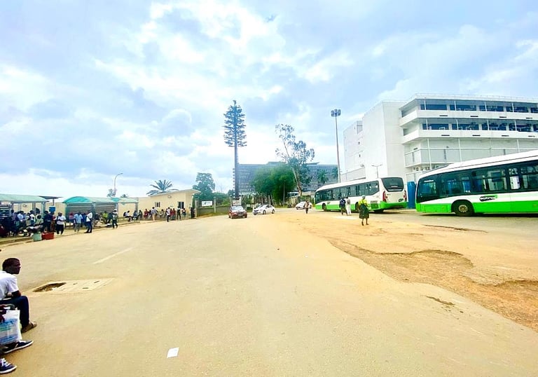 L'entrée de UFR des sciences médicales d'Abidjan 