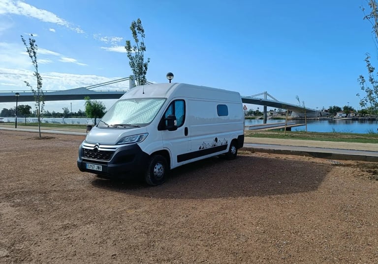 Camper Roki Camper Van