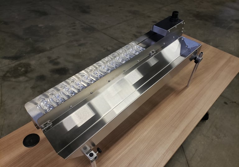 Vmax mini side tip cleanup unit
