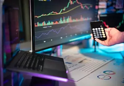 Copy top traders in one click — easy entry to crypto with BonusOK referral benefits