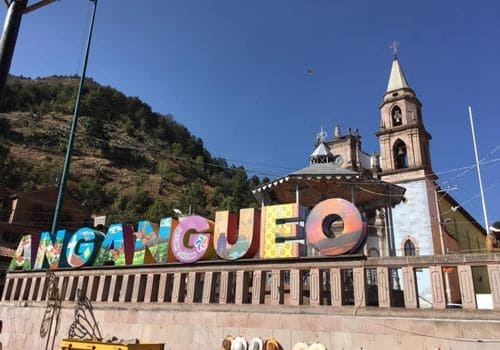 Angangueo - Tour santuario de las luciernagas saliendo de morelia