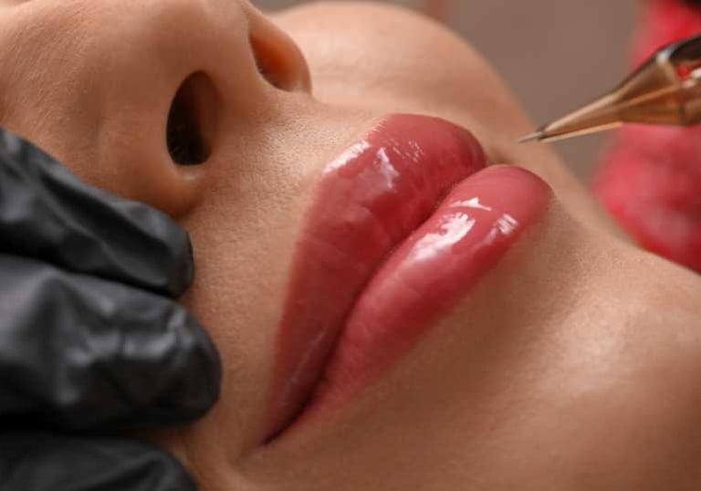 Nova - Permanente lippen, PMU