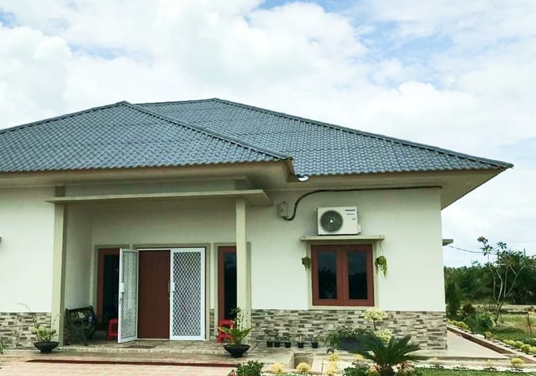 genteng upvc royal roof custom warna abu abu untuk atap rumah tinggal