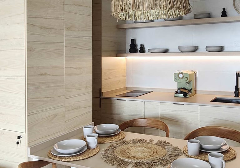 Beachfront apartment with swimming pool