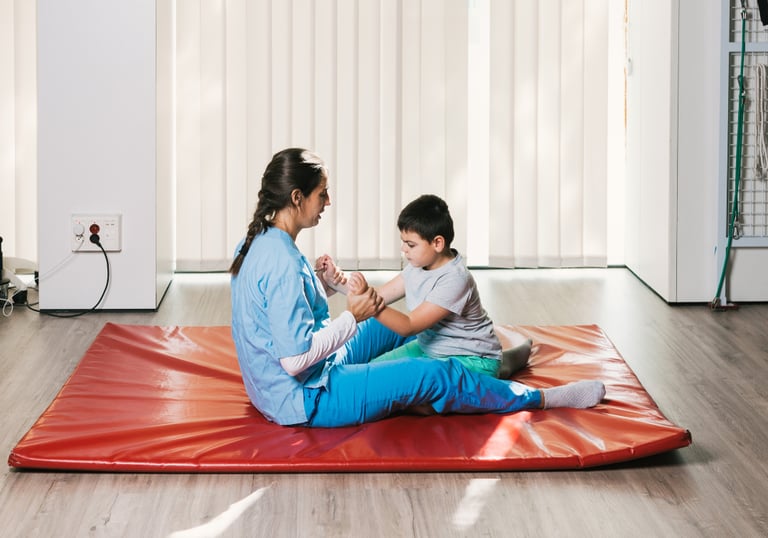 Terapia neurológica en Naucalpan para pacientes con EVC, Parkinson o esclerosis múltiple