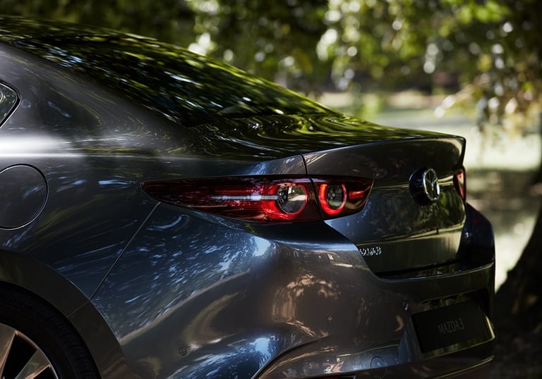 Mazda 3 Hatchback dan Sedan