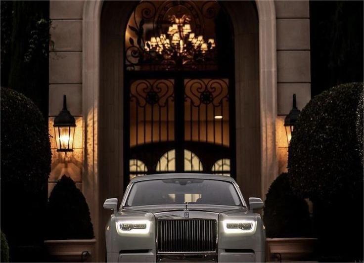 Exclusive high class escort The Hague–VIP escort, high end escort service and luxury escort agency 