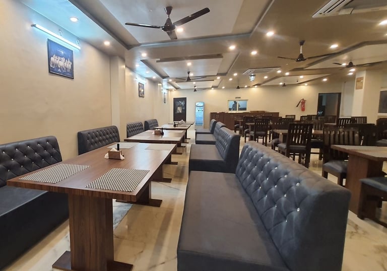 hotel rudra restaurant photo
