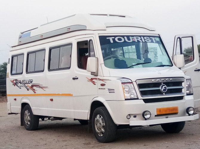 Tempo Traveller - NcrCabs