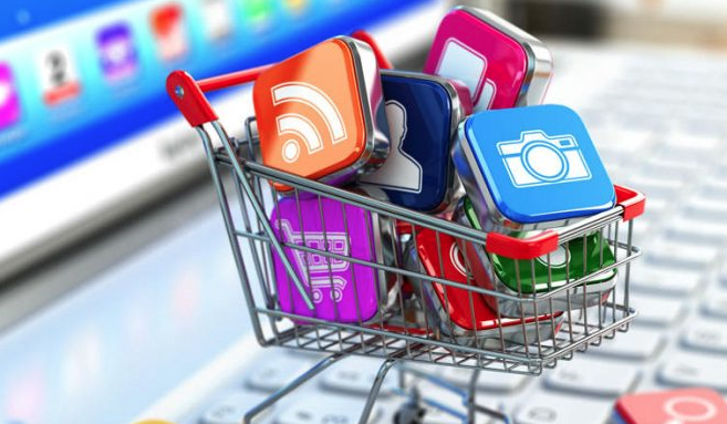 Un carrito de compras con diferentes redes sociales