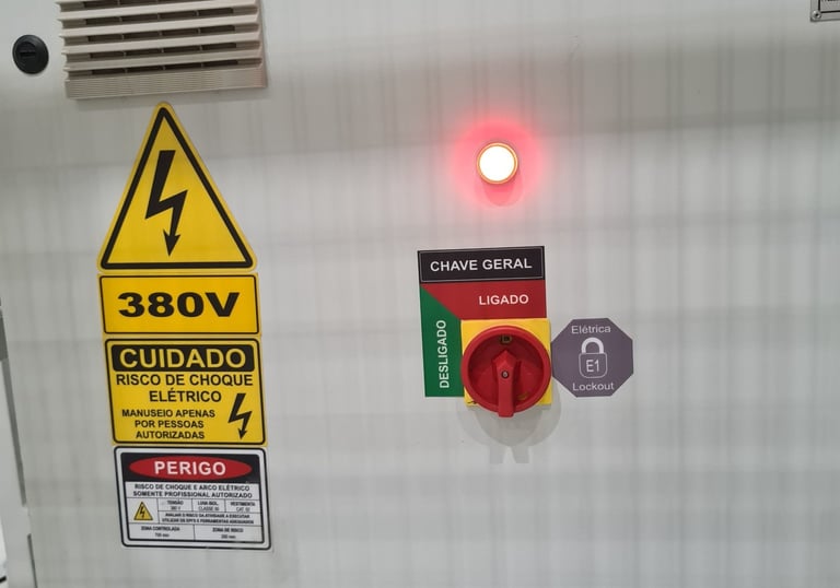 inspeção de segurança em máquinas industriais NR12