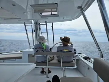 Skippered sailboat delivery and crew services