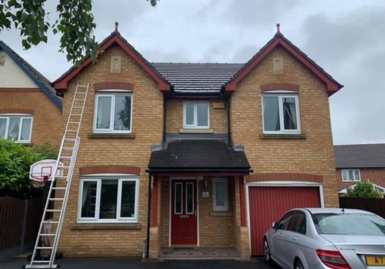 Roofing Specialist Yorkshire. A picture of the front of a house showing new roofing