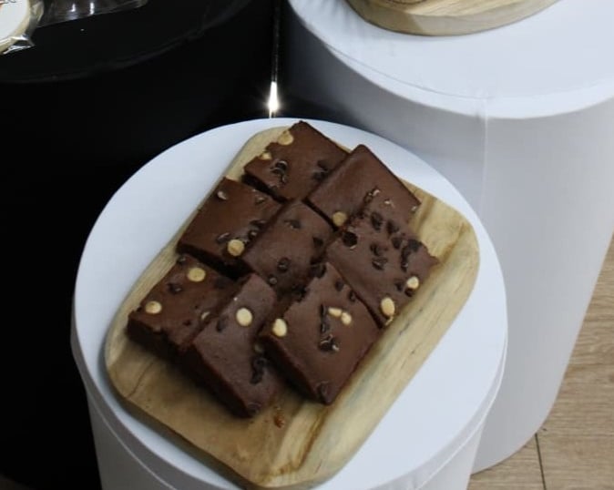 Brownies caseros ideales para mesas dulces
