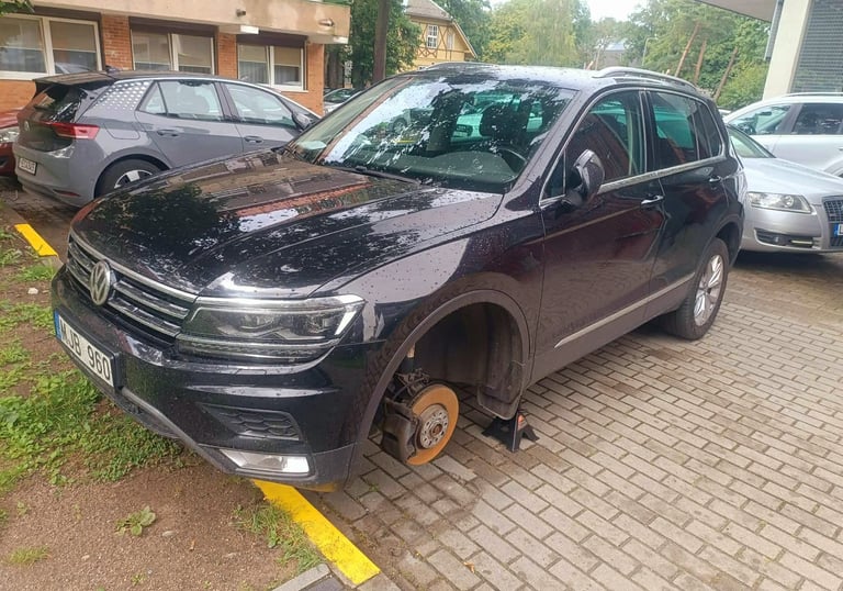 Mobilus padangu keitimas Palangoje