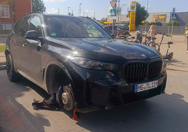 Pagalba kelyje Sventoji