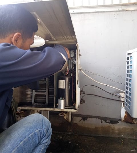 Lestari Teknik adalah jasa service AC dan pasang AC panggilan yang berlokasi di Bojonggede, Bogor
