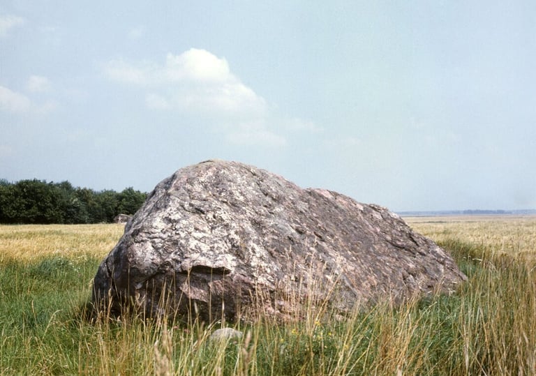 Kadarų akmuo, Biržai