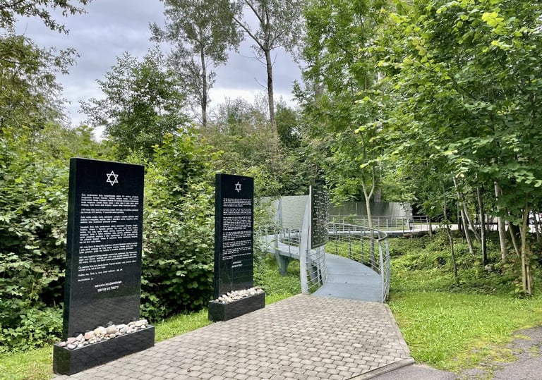 Holokausto aukų memorialas Biržuose