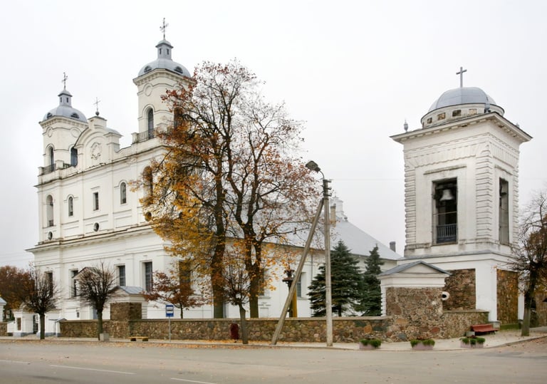 Vabalninko Švč. Mergelės Marijos ėmimo į dangų bažnyčia, lankytinos vietos Biržuose, Biržai