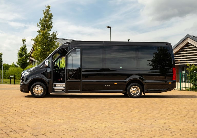 Airport Transfers Minibus Hire London