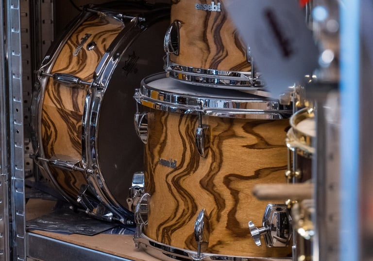 essebi zebrawood roots