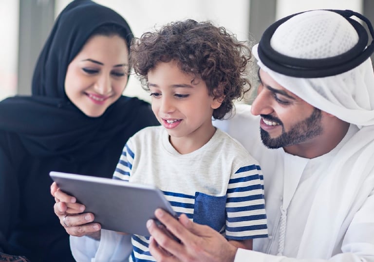 العلاج في أيقونة الشفاء حسن حياتي