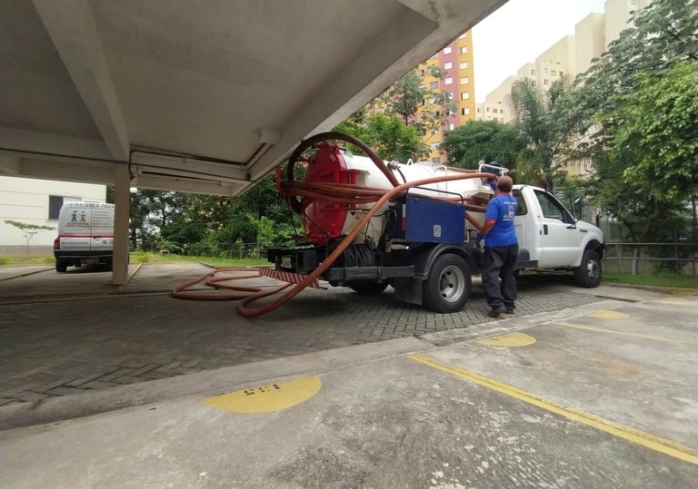 caminhão combinado suprema desentupidora