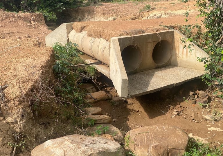 bueiro rompido pela chuva