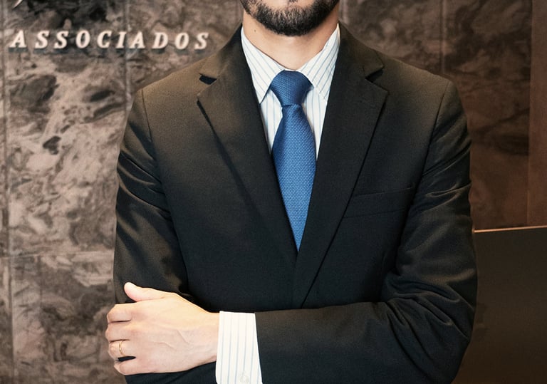 Marcos Paradeda - CAVALCANTI Advogados Associados