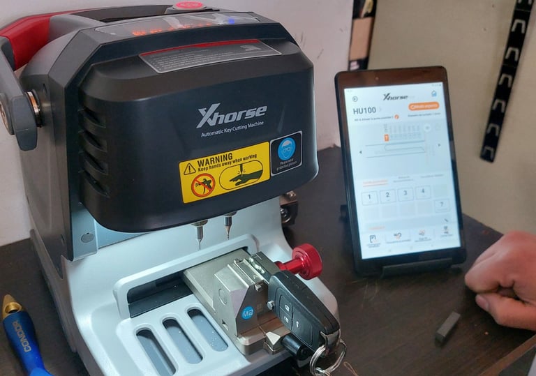 Copia de llaves automotor profesional - Servicio Cerrajería Diego Mendoza