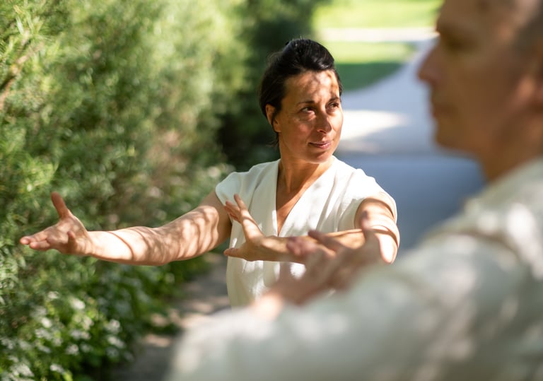 Qi gong Peggy Bekmezian