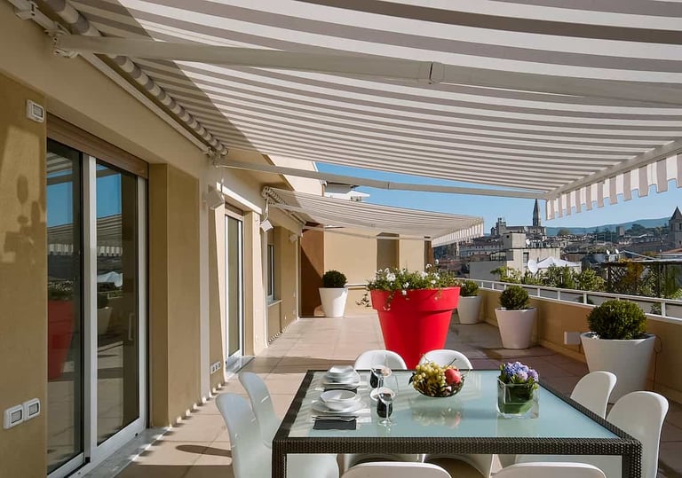 Tende da sole e da interni su misura - Lome Serramenti Milano