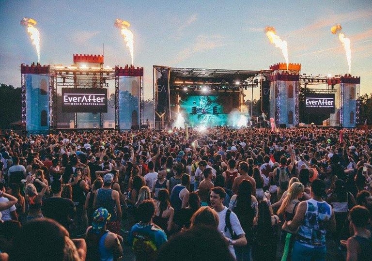 A large EDM music festival utilizing a Stageline SL320 and lots of pyrotechnics.