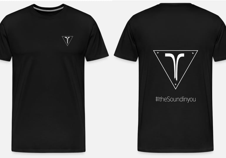 a t - shirt with a triangle shaped triangle and a triangle shaped triangle with the