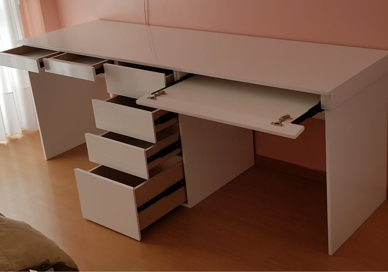 Escritorio maquillador