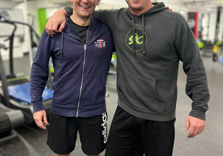 happy member with personal trainer at 6X Training in Maroubra