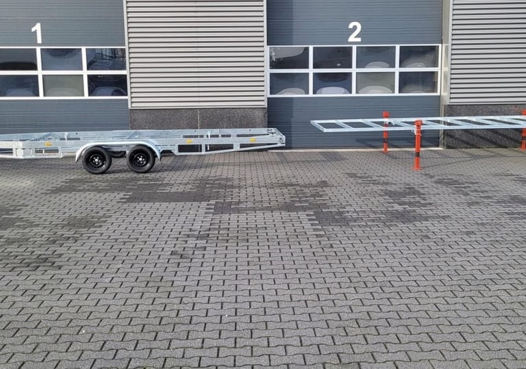 Cadre détachable sur remorque