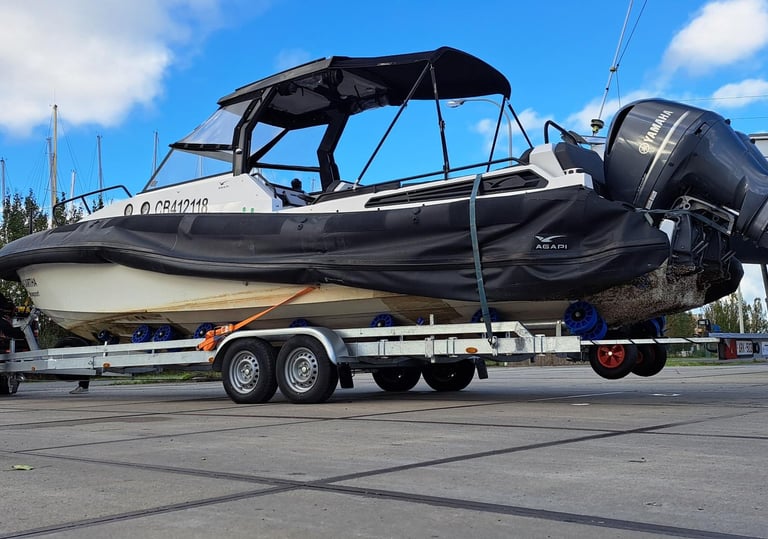 Grande remorque bateau